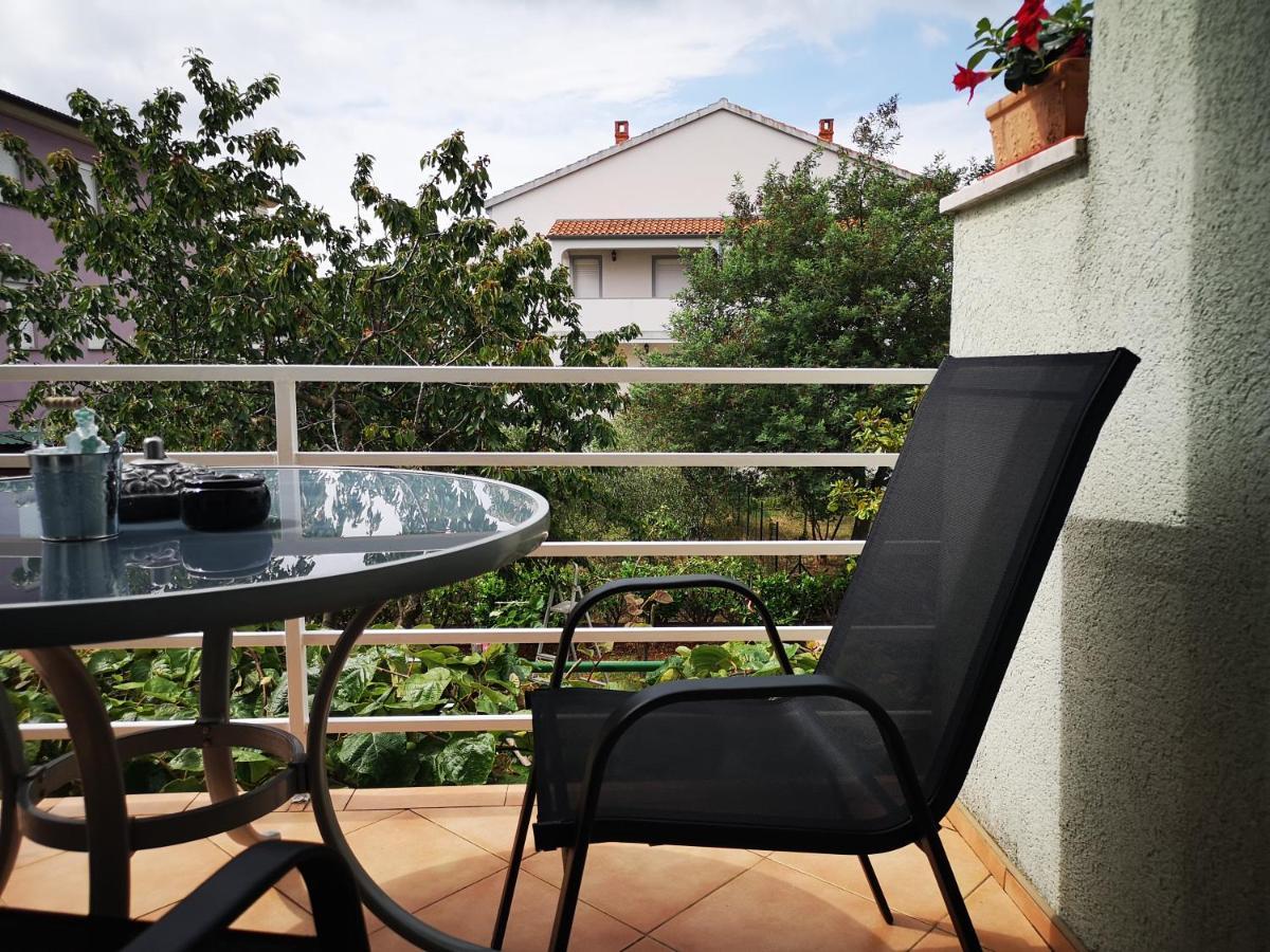 Chillout Apartments With Pool Patricia Fazana Luaran gambar